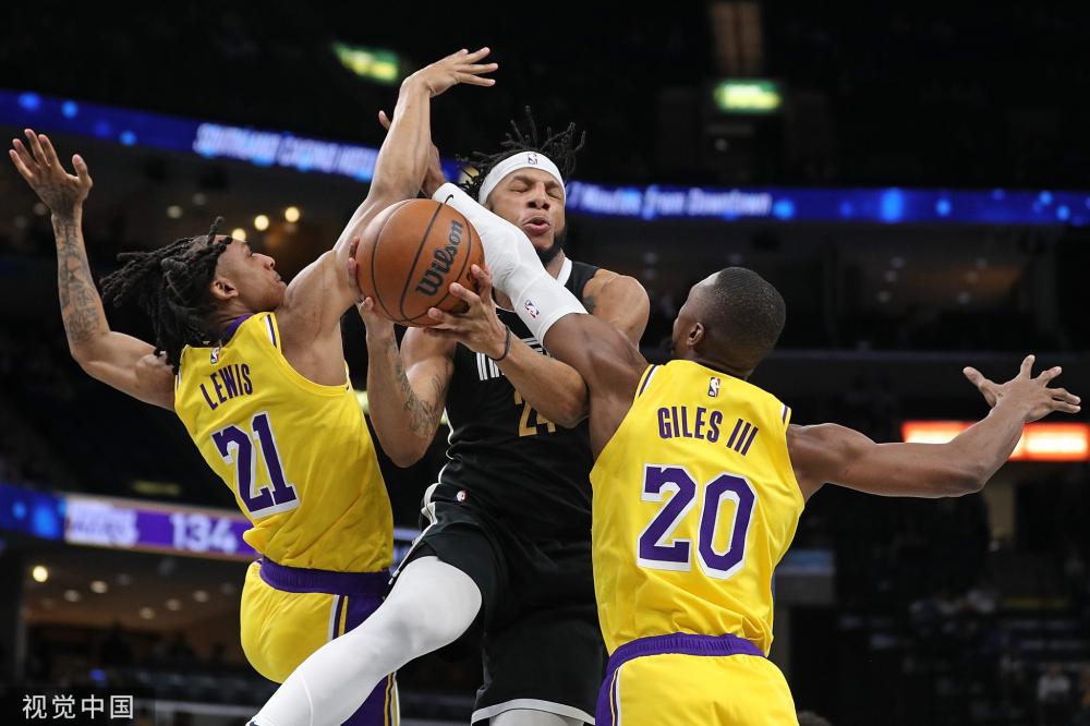 利兹前锋的 利兹前锋的