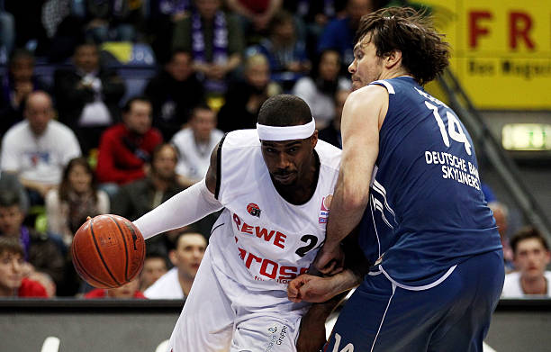 的枪击事件 的枪击事件