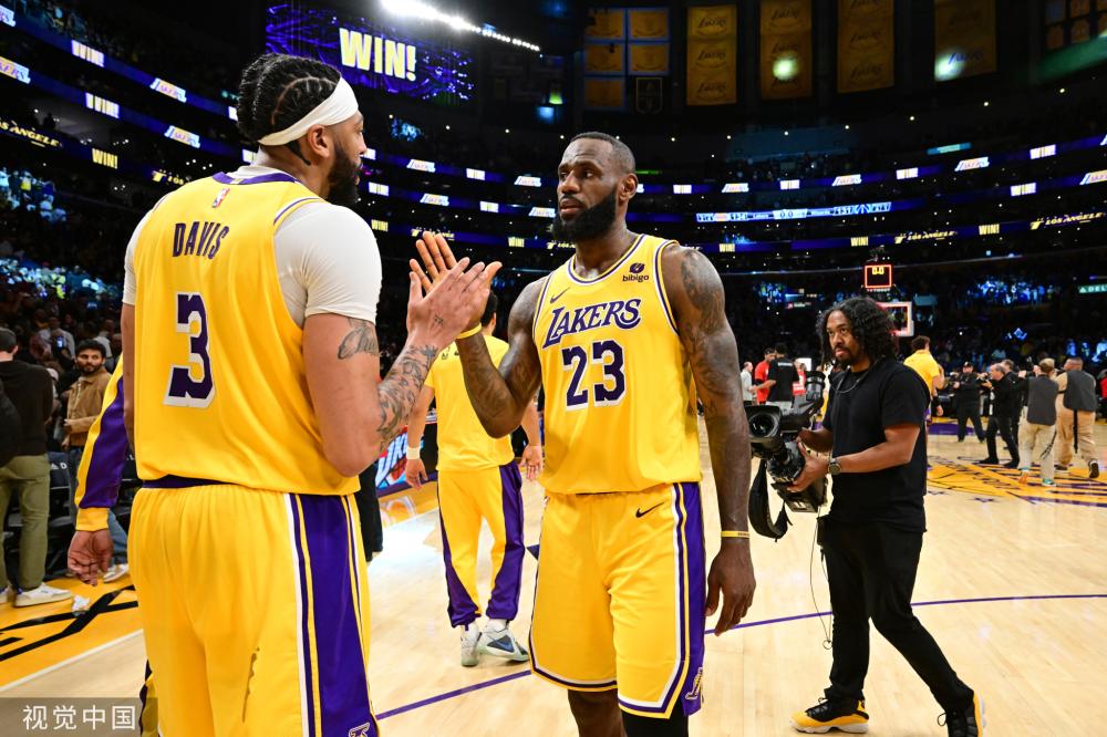 飞翼的内外 飞翼的内外