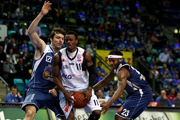 百分之百贯 百分之百贯