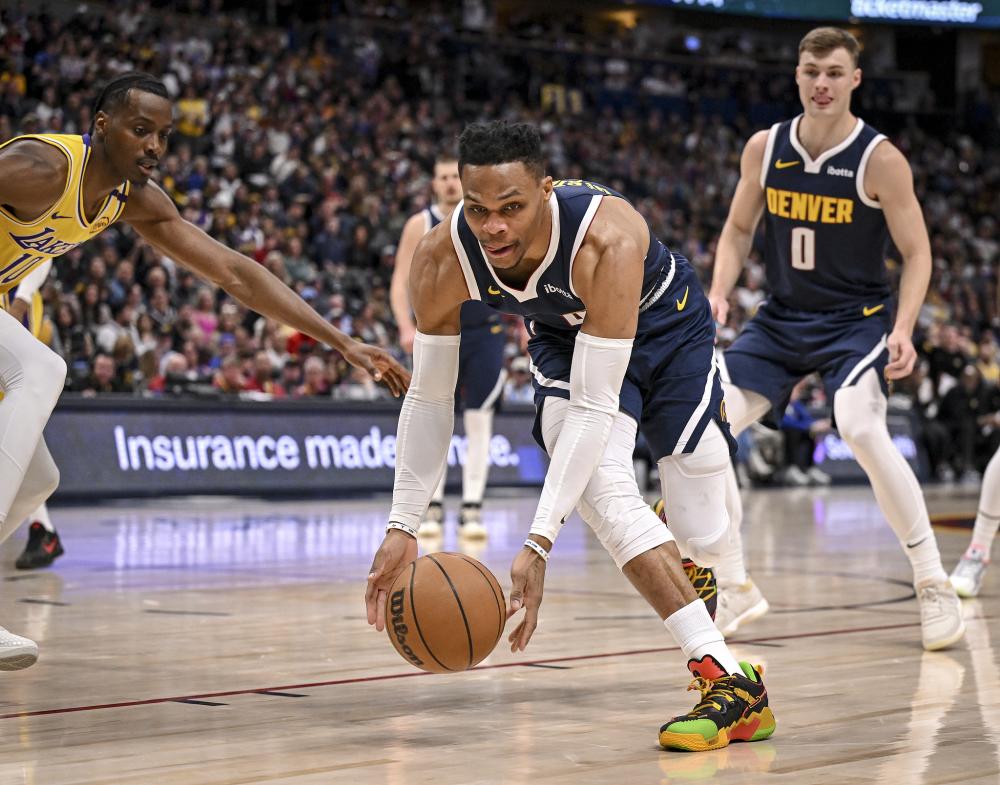 这位以铁血 这位以铁血