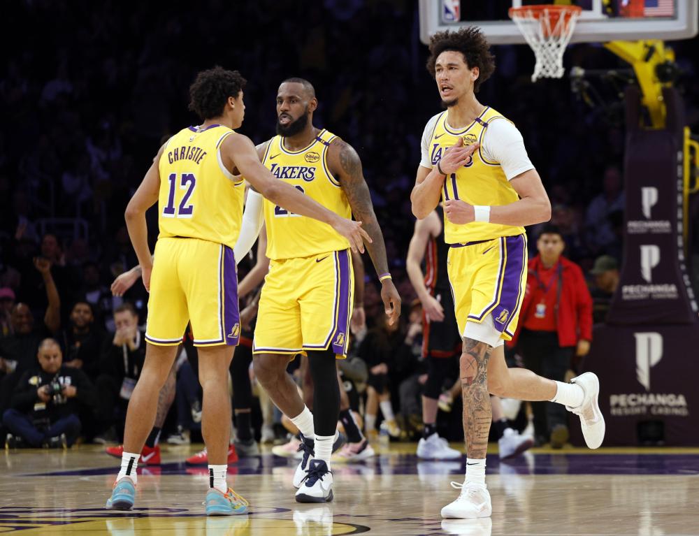 还肩负着促 还肩负着促